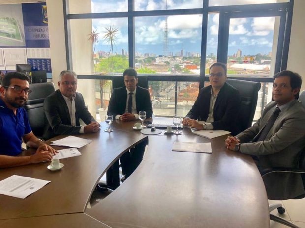 Prefeito Renato Mendes assina acordo com o MPPB para acabar com os lixões em Alhandra