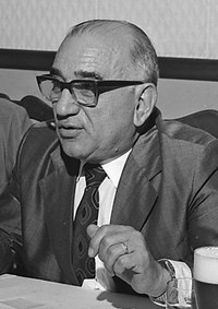 Ex-governador Ernani Sátyro ganha a mais completa  obra biográfica já  editada na Paraíba