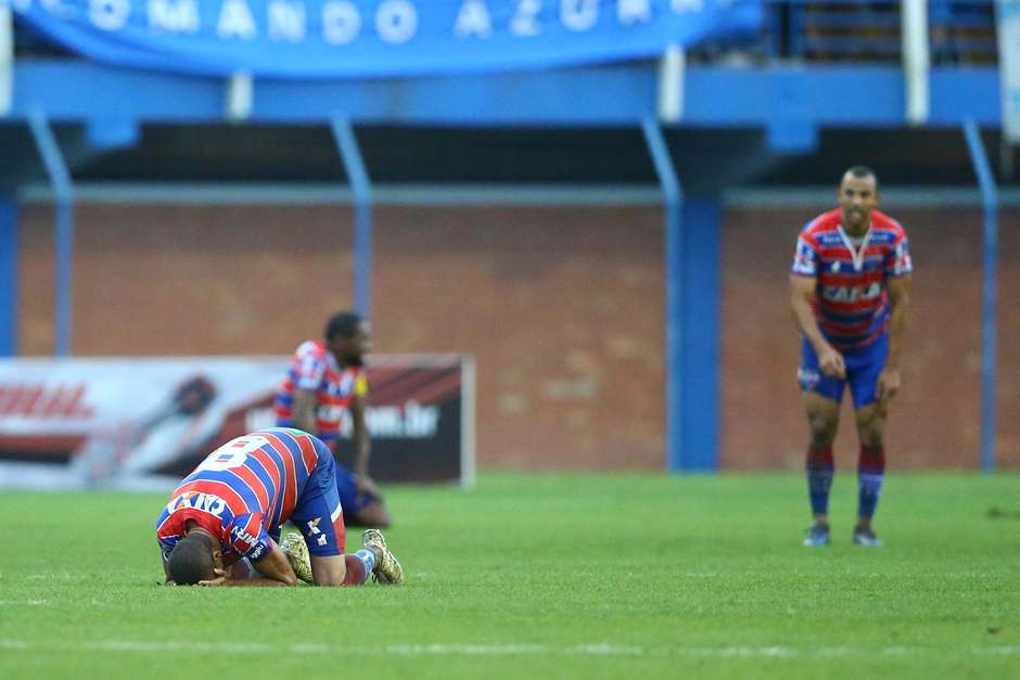 AGORA É SÉRIE A: Fortaleza derrota o Avaí e conquista por antecipação o título de campeão da série B