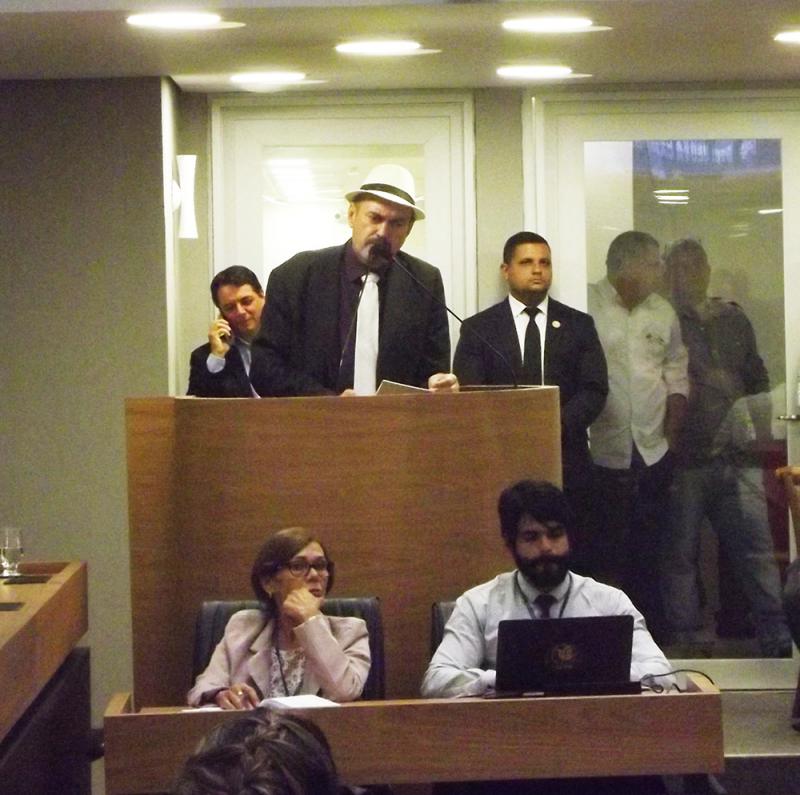 Jeová Campos questiona não liberação de empréstimos pelo governo federal para o Estado da Paraíba durante debate da LOA