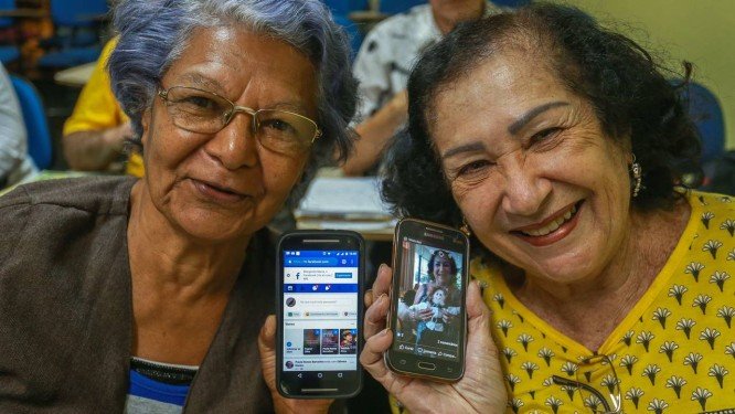 PLUGADAS: Terceira idade é o grupo que mais cresce em rede social