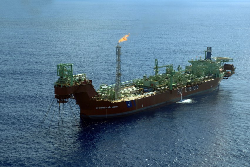 Senado pode votar projeto de transferência à iniciativa privada na exploração do pré-sal por petroleiras