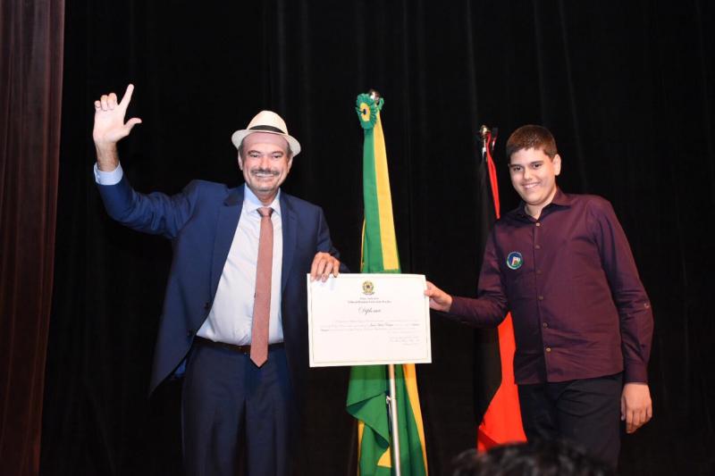 Deputado Jeová Campos é diplomado pelo TRE no Centro de Convenções
