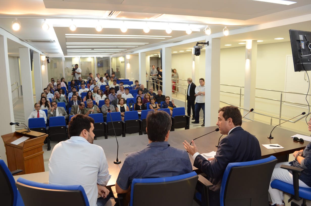 Gervásio Maia faz encontro de apresentação de estrutura da AL-PB aos novos deputados estaduais