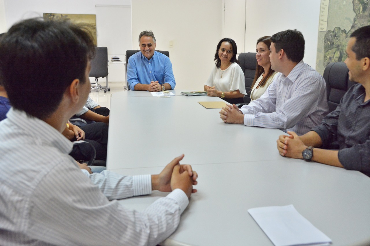 Professores da escola bilíngue de João Pessoa embarcam nesta quarta para intercâmbio nos Estados Unidos