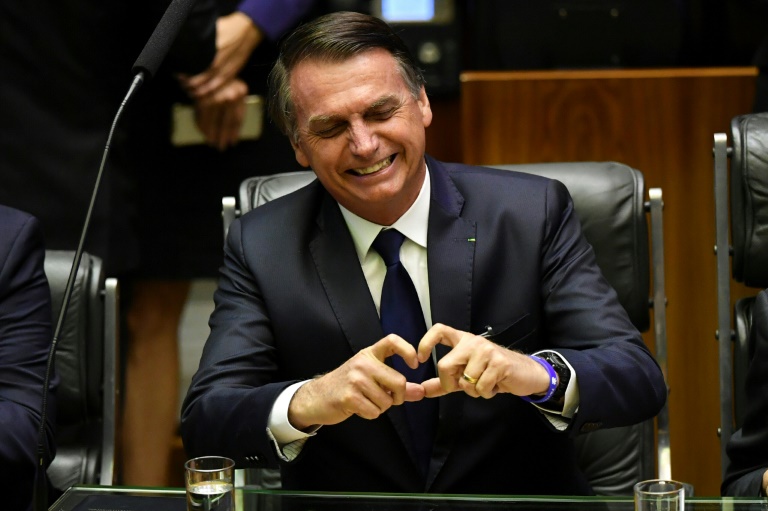 DIPLOMACIA: Em Washington, presidente Bolsonaro vai anunciar fim de visto de entrada no Brasil para visitantes de quatro países