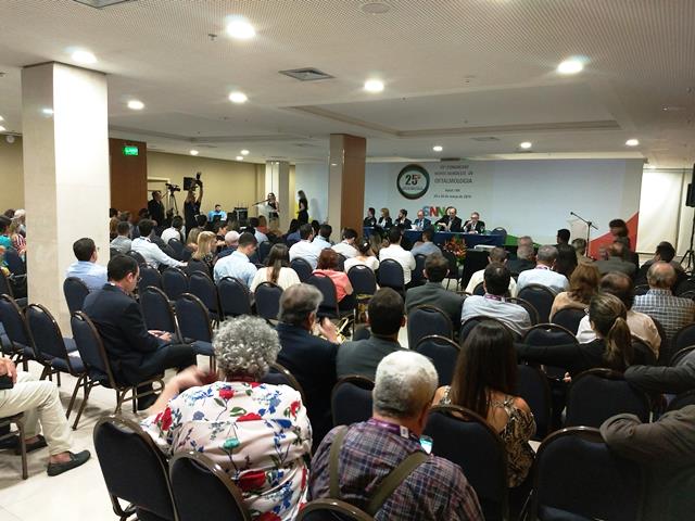 TECNOLOGIAS: Oftalmologistas discutem em Natal o avanço da Inteligência Artificial e cirurgias em 3D