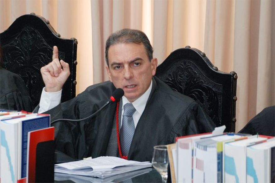 CALVÁRIO: Desembargador Ricardo Vital encaminha à Justiça Criminal investigações contra a ex-secretária Livânia Farias