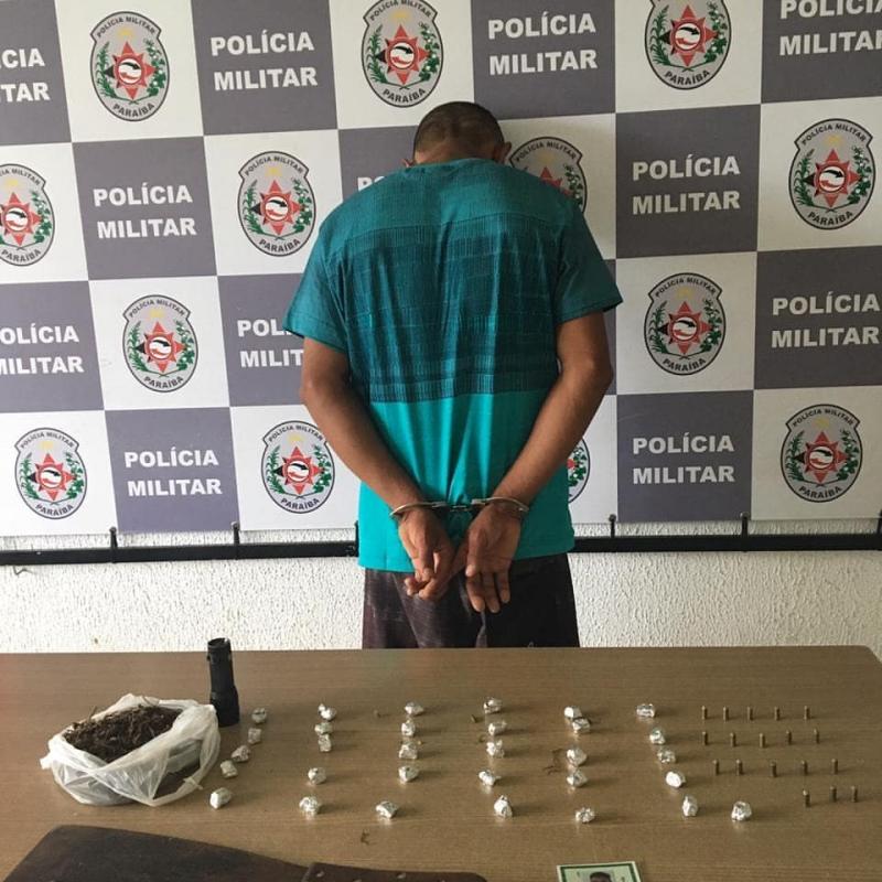 Suspeito é preso e assume que matou, esquartejou e queimou corpo de jovem por dívida de droga no valor de R$ 400