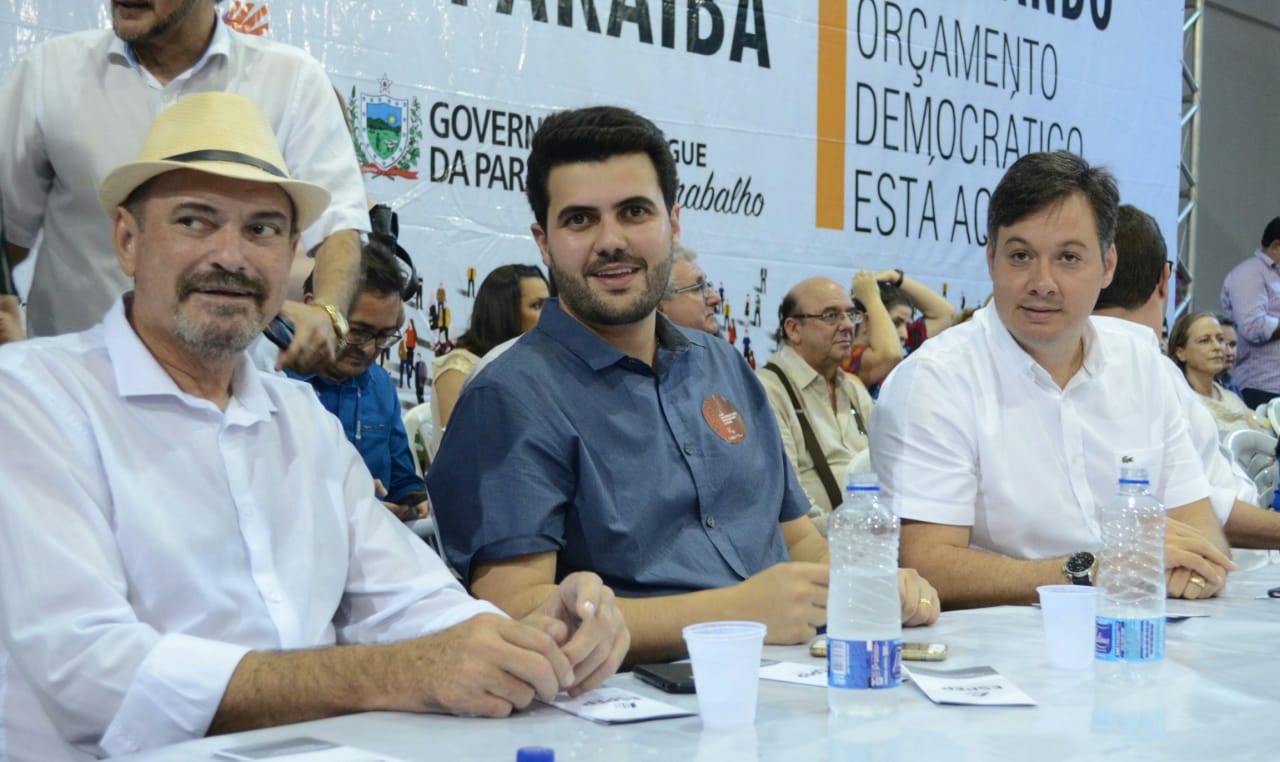 Deputados Jeová, Wilson, Lindolfo e Jr. Araújo participam de plenária do ODE em Cajazeiras