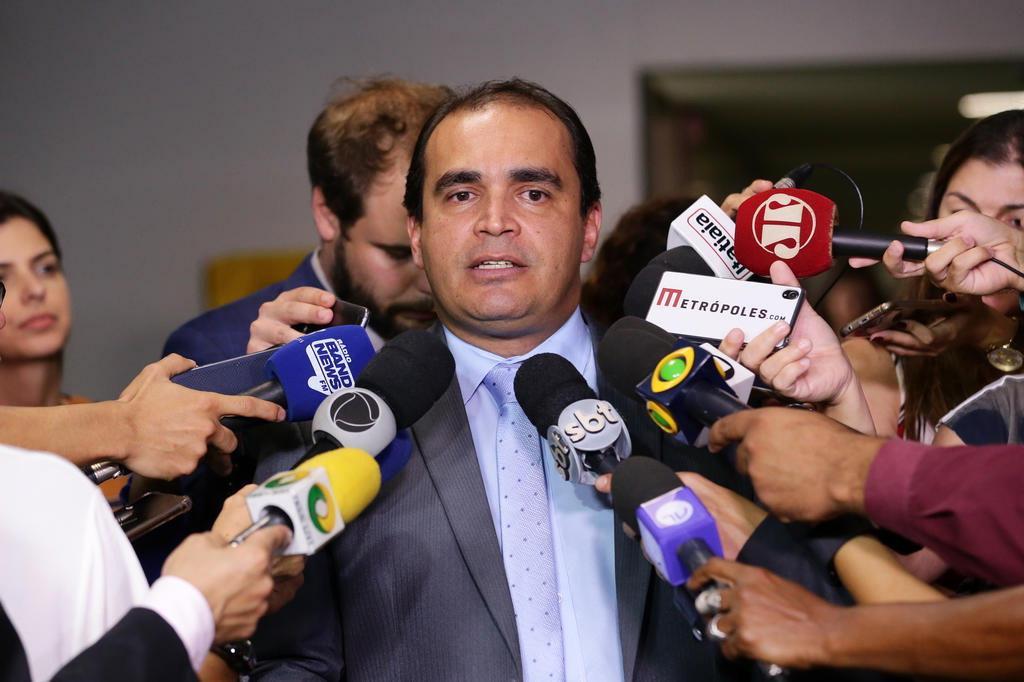 TRAMITAÇÃO: Líderes particulares articulam desidratar PEC da Previdência já na primeira comissão