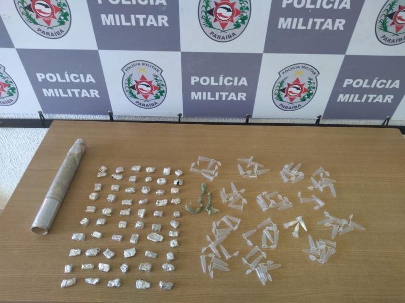 Polícia apreende maconha e crack em salão de festa no Vieira Diniz, em João Pessoa