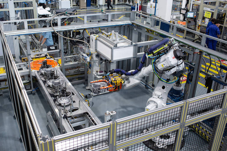 Nova Indústria Brasil: Lula lança nesta segunda-feira plano para impulsionar indústrias nacionais