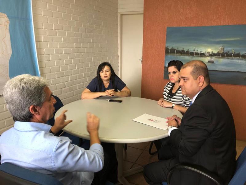 SINALIZAÇÃO: Vereador Bruno Farias propõe que estacionamentos contenham símbolo do autismo nas vagas especiais