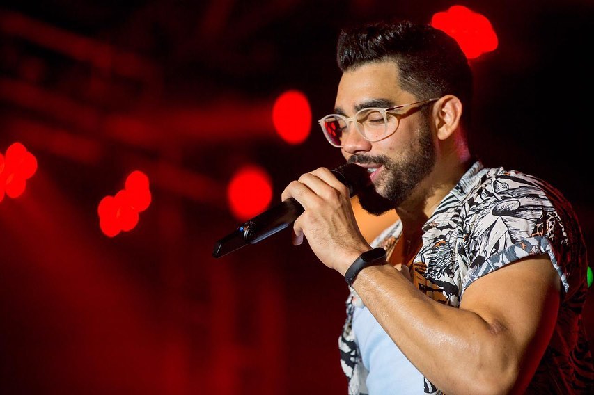 Corpo de Gabriel Diniz é velado no Ronaldo e sepultamento acontece no Parque das Acácias, nesta terça