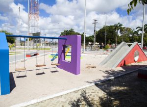 Prefeito da Capital, Luciano Cartaxo, entrega nova praça nos Bancários nesta terça-feira