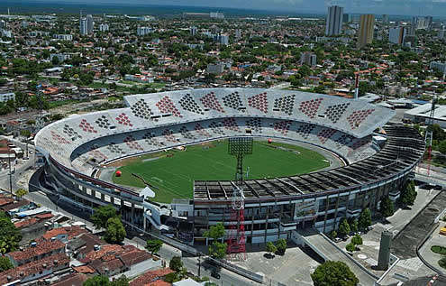 NO ARRUDA: Precisando vencer para se manter no G4, Botafogo tem jogo difícil contra o Santa Cruz (PE), neste domingo