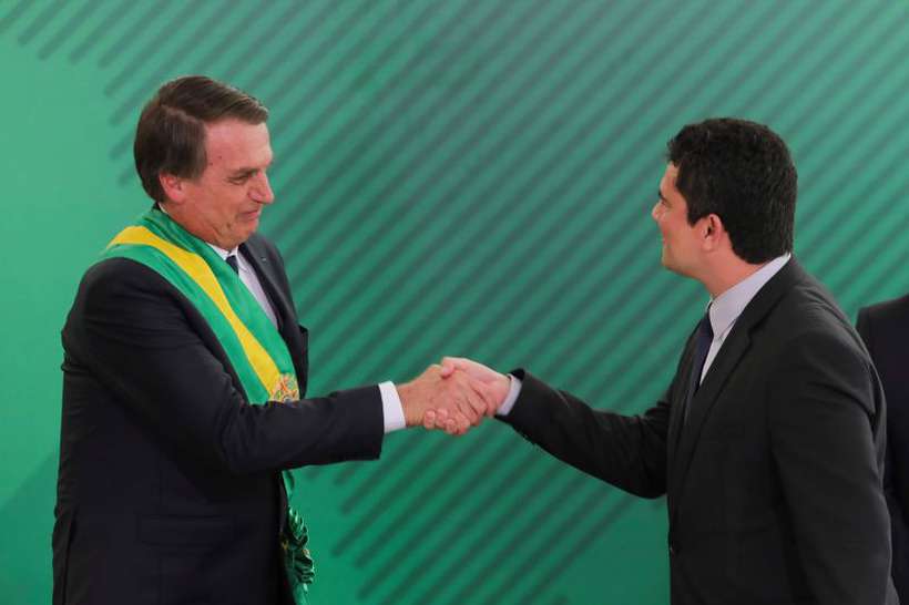 ALIADO: Presidente Bolsonaro blinda Moro: ''O povo vai dizer se nós estamos certos ou não''