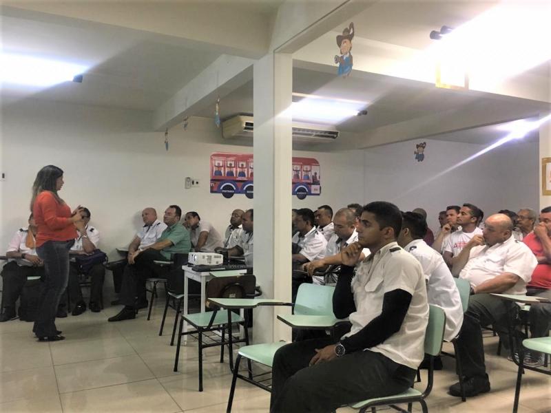 Motoristas e Manobreiros da empresa Unitrans participam de novo treinamento do Projeto ‘Operador em Ação’