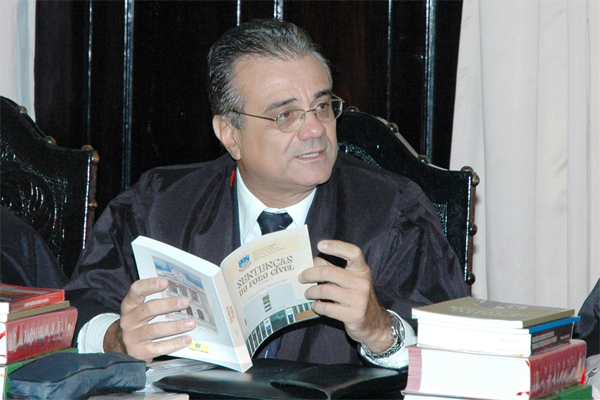 Presidente do TJ-PB, Saulo Benevides empossa seis novos magistrados nesta quinta-feira