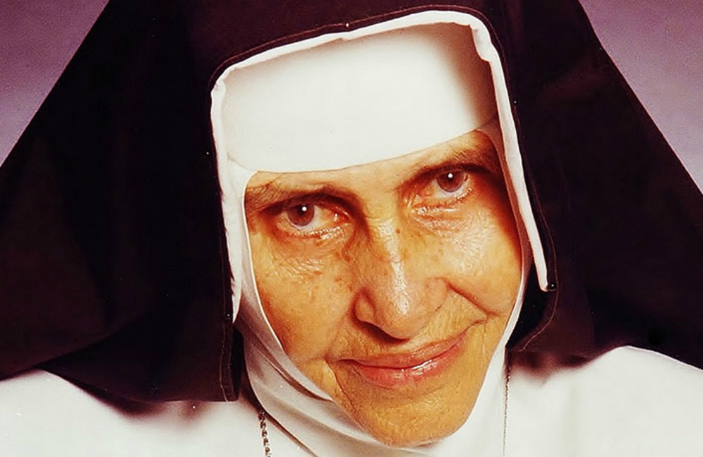 SANTA: Vaticano marca para outubro cerimônia de canonização de Irmã Dulce