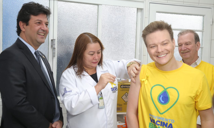 Dados do Ministério da Saúde apontam que 50 mil pessoas por ano devem receber tratamento contra a hepatite C no Brasil