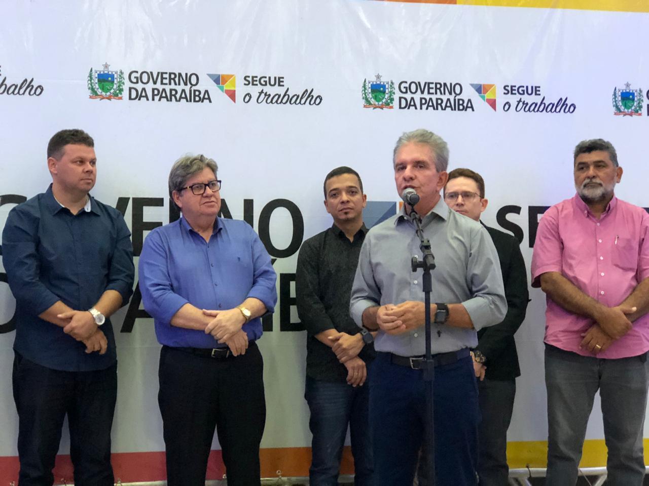 Deputado Nabor participa da abertura da Feira de Negócios e Empreendedorismo da Paraíba, em Patos
