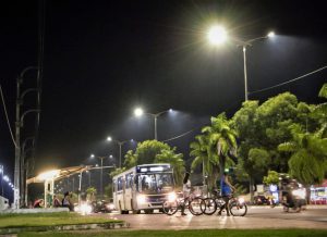 Prefeitura de João Pessoa investe em nova iluminação e leva conforto e mais segurança aos bairros