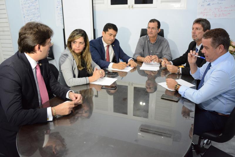 Câmara de Vereadores realiza audiência pública para discutir reivindicações dos servidores da saúde do município de João Pessoa