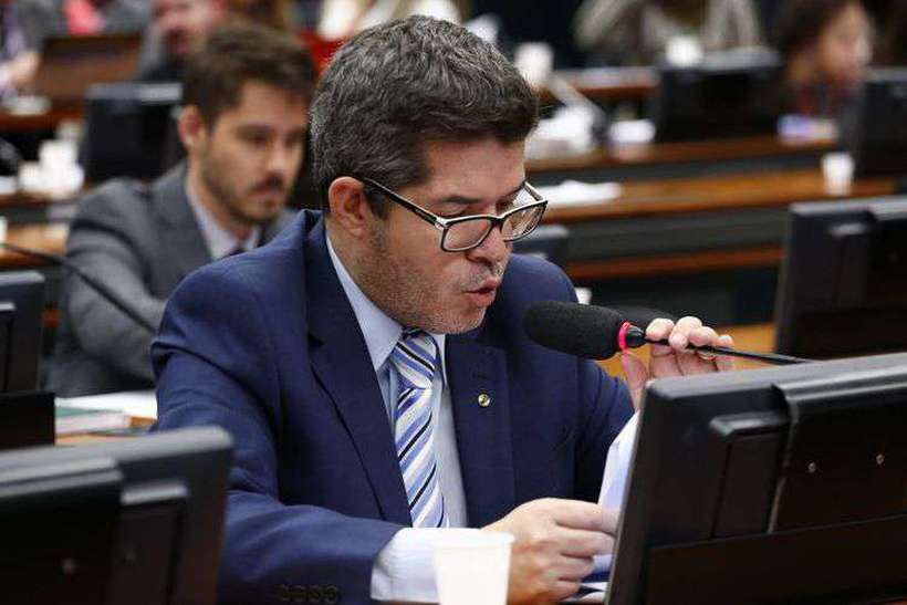 PAUTA: Bancada da bala pretende acelerar o projeto anticrime na Câmara