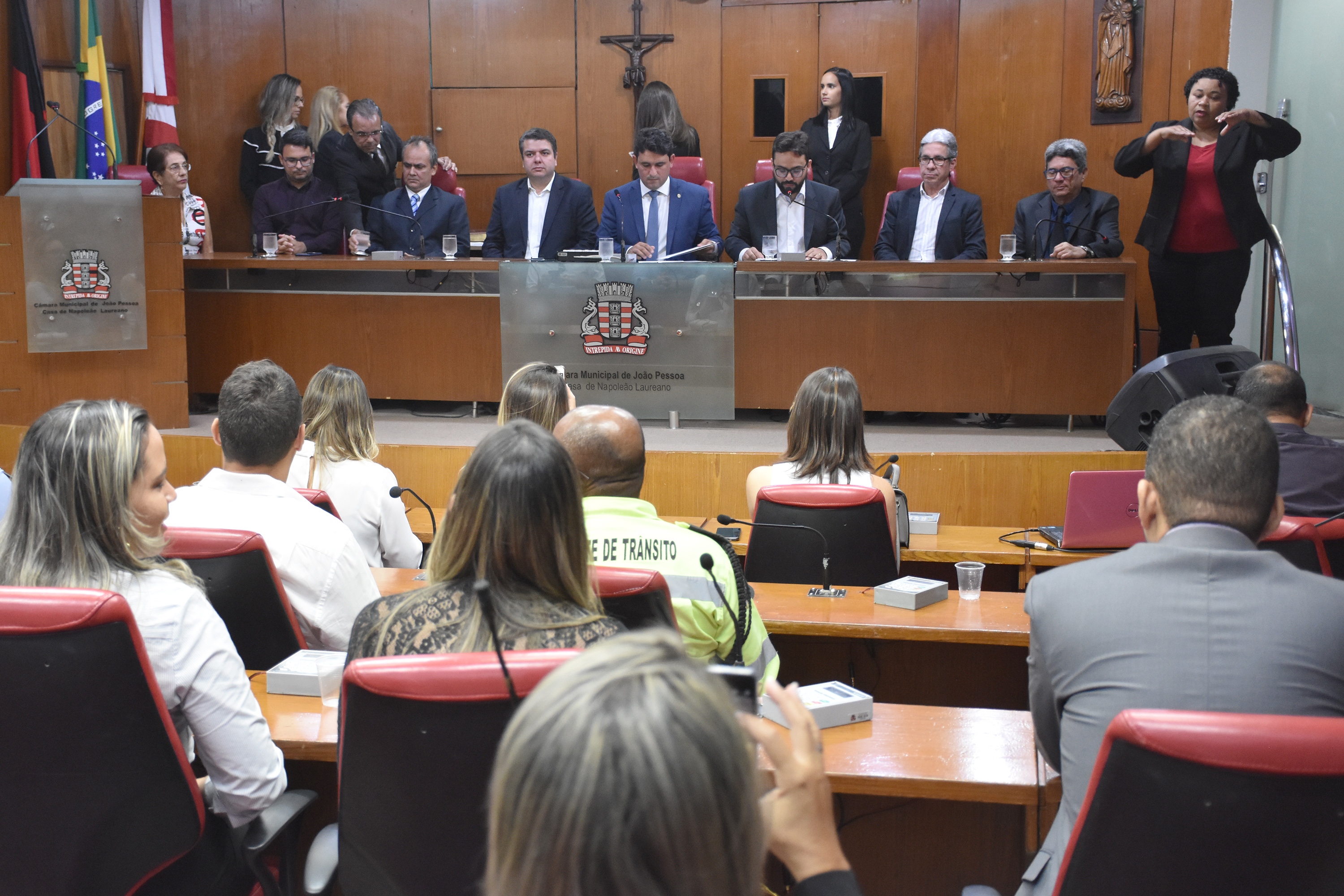 Câmara de Vereadores debate direitos das pessoas com deficiência e problemas de acessibilidade em João Pessoa