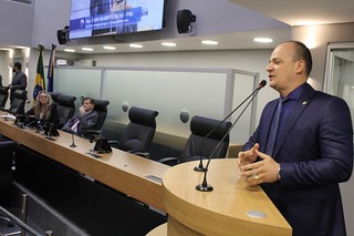 Deputado cita escândalo da Cruz Vermelha e AL concorda com o fim dos contratos do Governo com Os na Paraíba