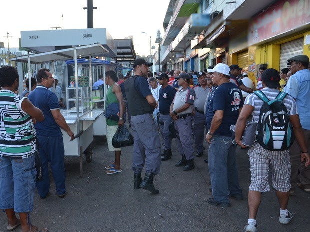 Presidente João Corujinha e comitiva de vereadores discutem com Sedurb solução para comércio ambulante de João Pessoa