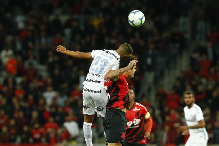 ELIMINADO: Grêmio perde para o Athletico-PR nos pênaltis e está fora da Copa do Brasil