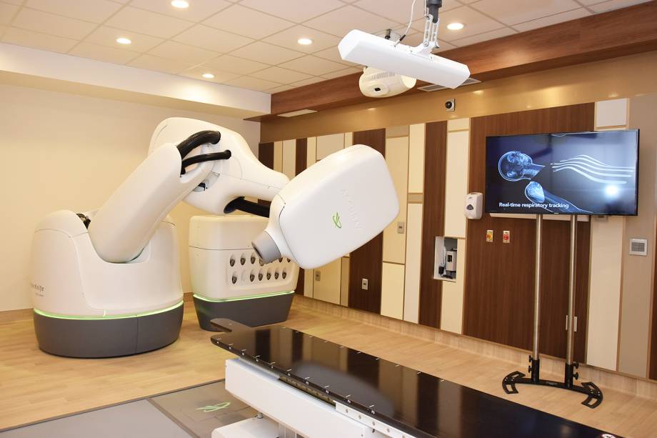 Presidente Bolsonaro passa por quarta cirurgia após facada em MG durante campanha eleitoral de 2018