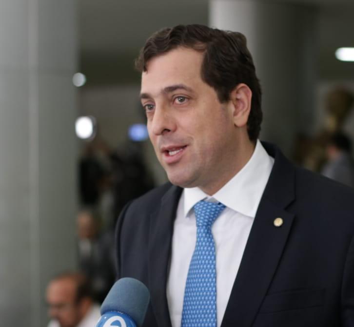 Projeto de Lei de Gervásio Maia reconhece vínculo empregatício dos motoristas de aplicativos Uber, 99 e Cabify