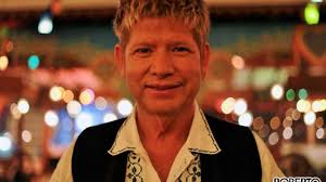 BATE O PÉ: Morre em São Paulo o cantor português, Roberto Leal