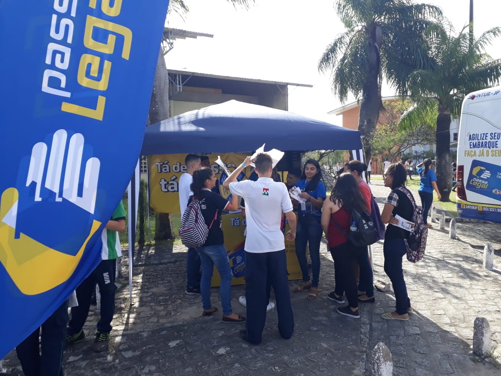 Unitrans e Santa Maria foram parceiras da I FEPRO do Unipê disponibilizando ônibus para estudantes que foram participar