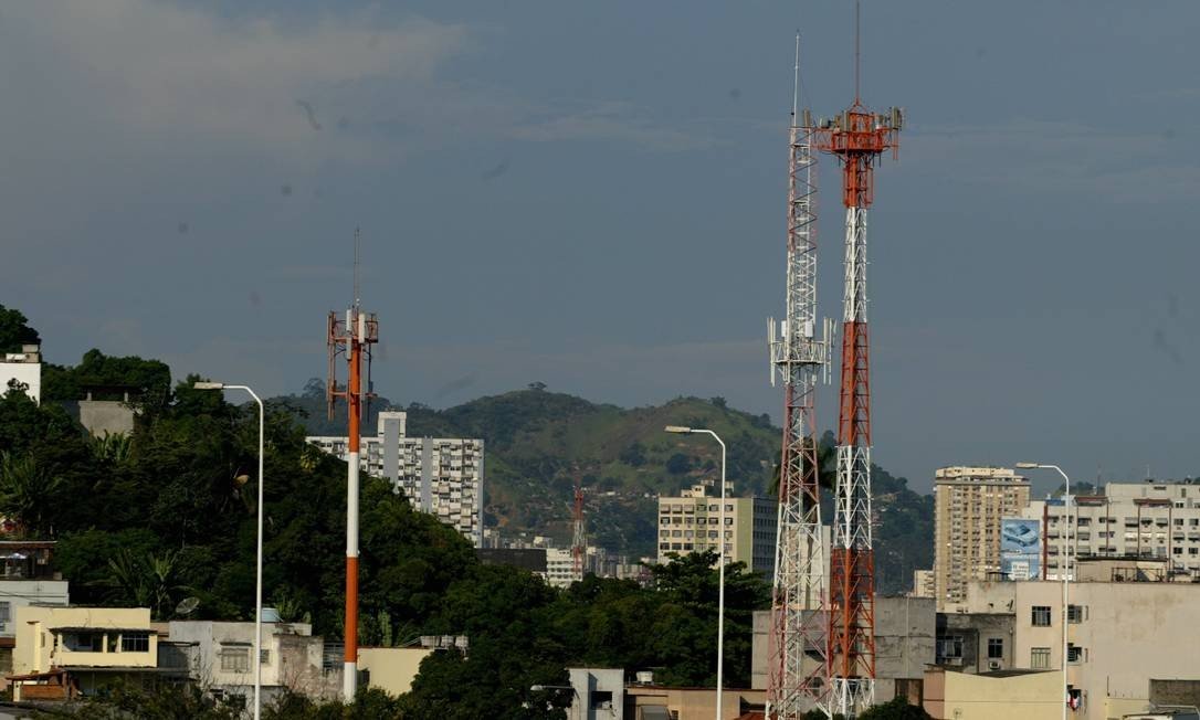 Venda de ‘sinal’ do celular no Brasil deve movimentar R$ 5 bilhões