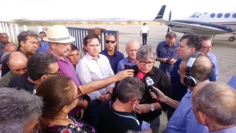 Jeová Campos comemora inauguração do IPC de Cajazeiras, pelo governador João Azevêdo