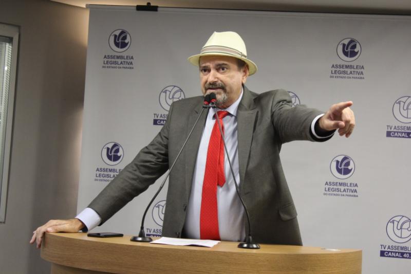 EMPOBRECIMENTO: Jeová diz que empobrecimento da população brasileira é fruto de uma política direcionada às elites  brasileiras