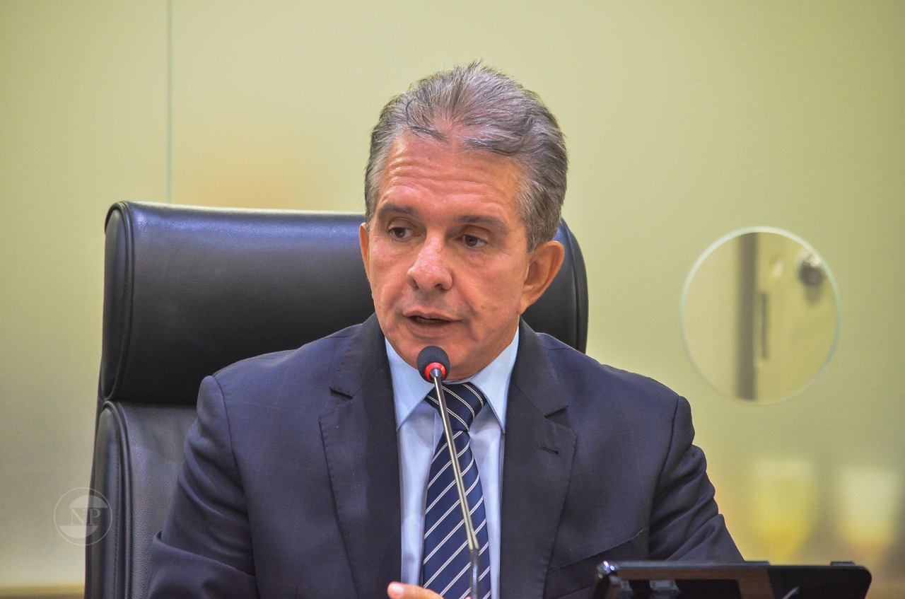 Com 2 emendas do deputado Nabor, AL-PB aprova projeto de Pollyana que regulamenta Sistema de Transporte Público Complementar na PB