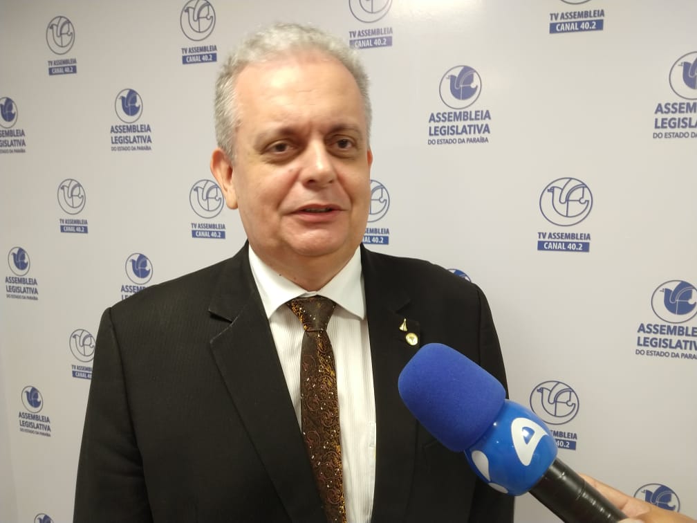 Em decisão unânime, deputado Bosco Carneiro é absolvido da acusação de improbidade administrativa