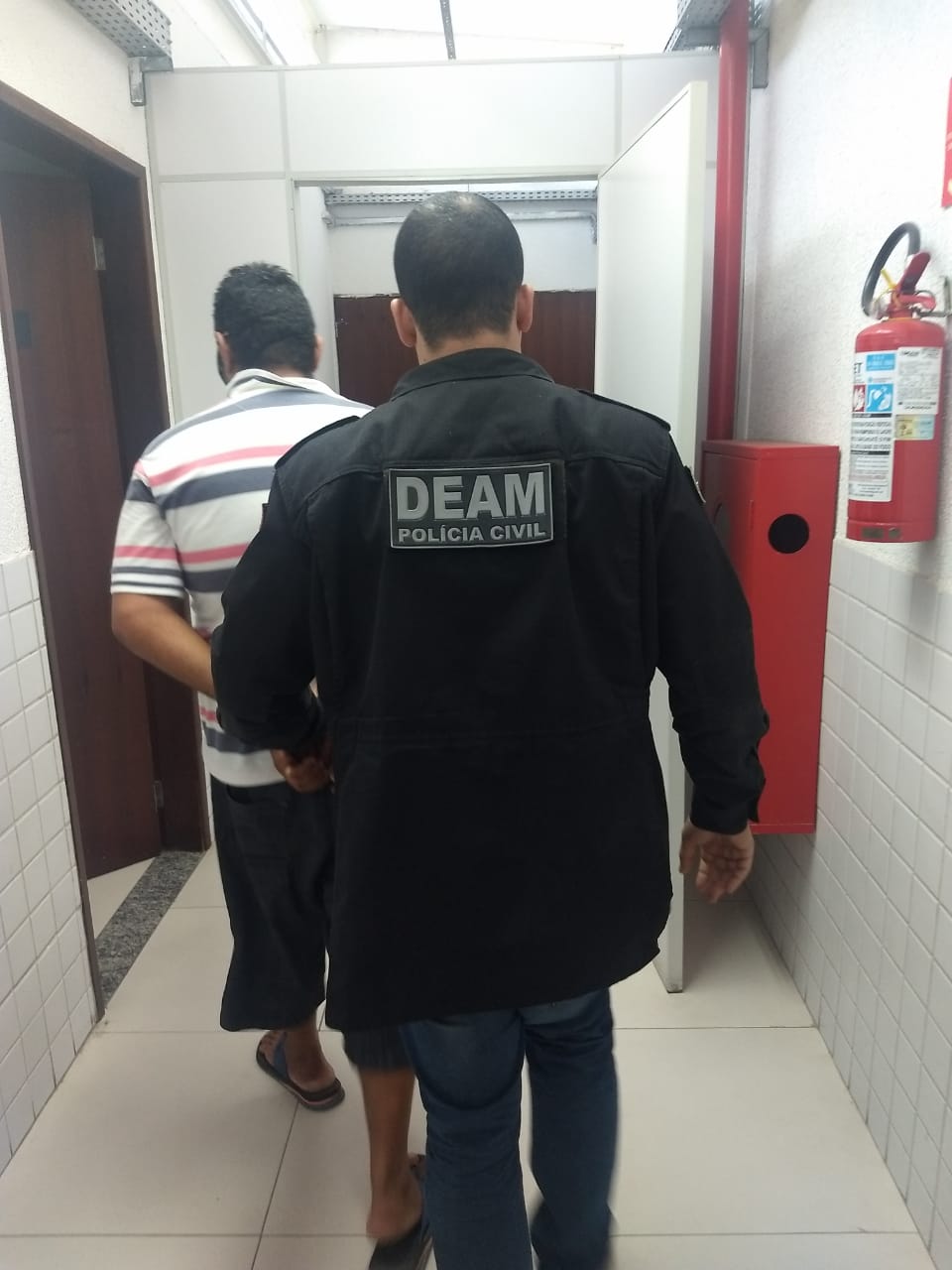 Polícia prende em Mangabeira ex-presidiário acusado de extorquir e ameaçar de morte a própria mãe