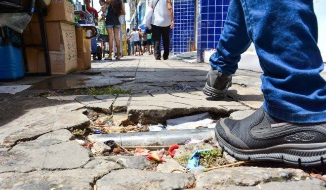 Sem a média mínima aceitável, estudo comprova situação ruim de calçadas  em João Pessoa