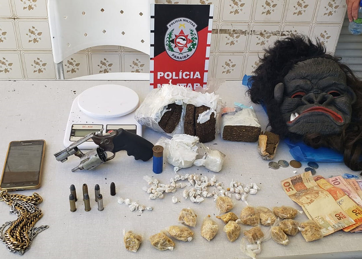 Polícia Militar prende em Pombal suspeito de tráfico de drogas no Sertão