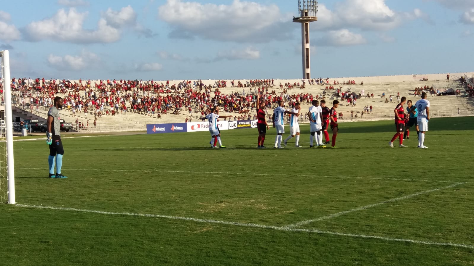 DEU RAPOSA: Campinense goleia o Perilima de Marcelinho Paraíba no Amigão