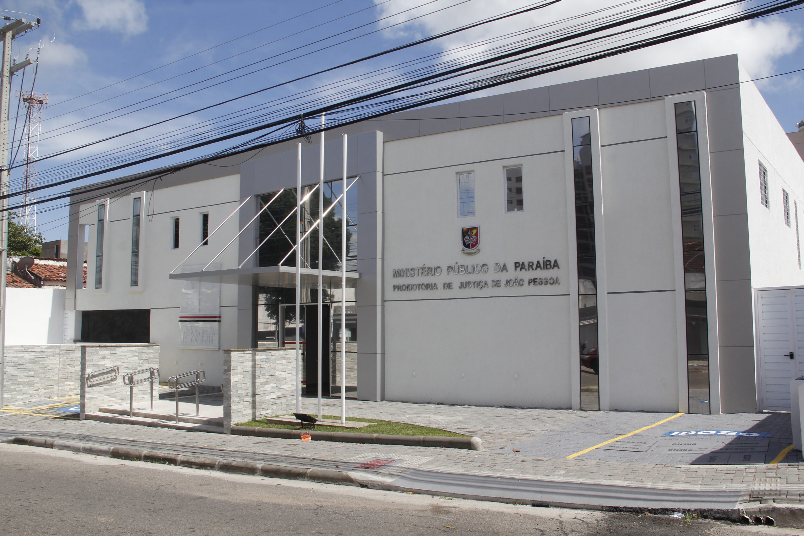 Procurador-geral de Justiça Francisco Seráphico instala nova sede da Promotoria de Justiça de João Pessoa, nesta segunda-feira