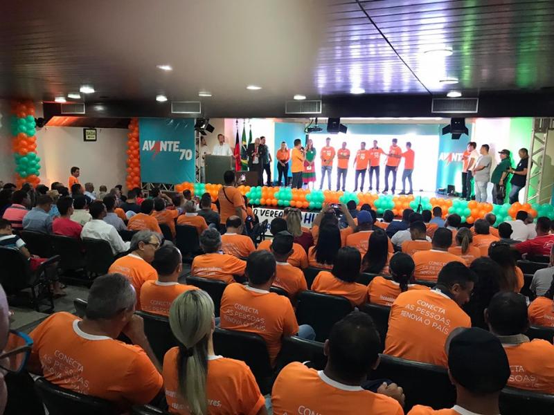 Avante filia deputado Felipe Leitão e ex-deputada Nadja Palitot durante encontro estadual realizado na Asplan