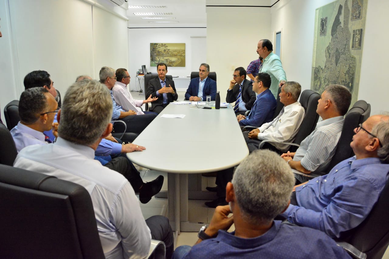 CORONAVÍRUS: Luciano Cartaxo suspende aulas nas escolas e creches e altera expediente nas repartições da prefeitura de João Pessoa